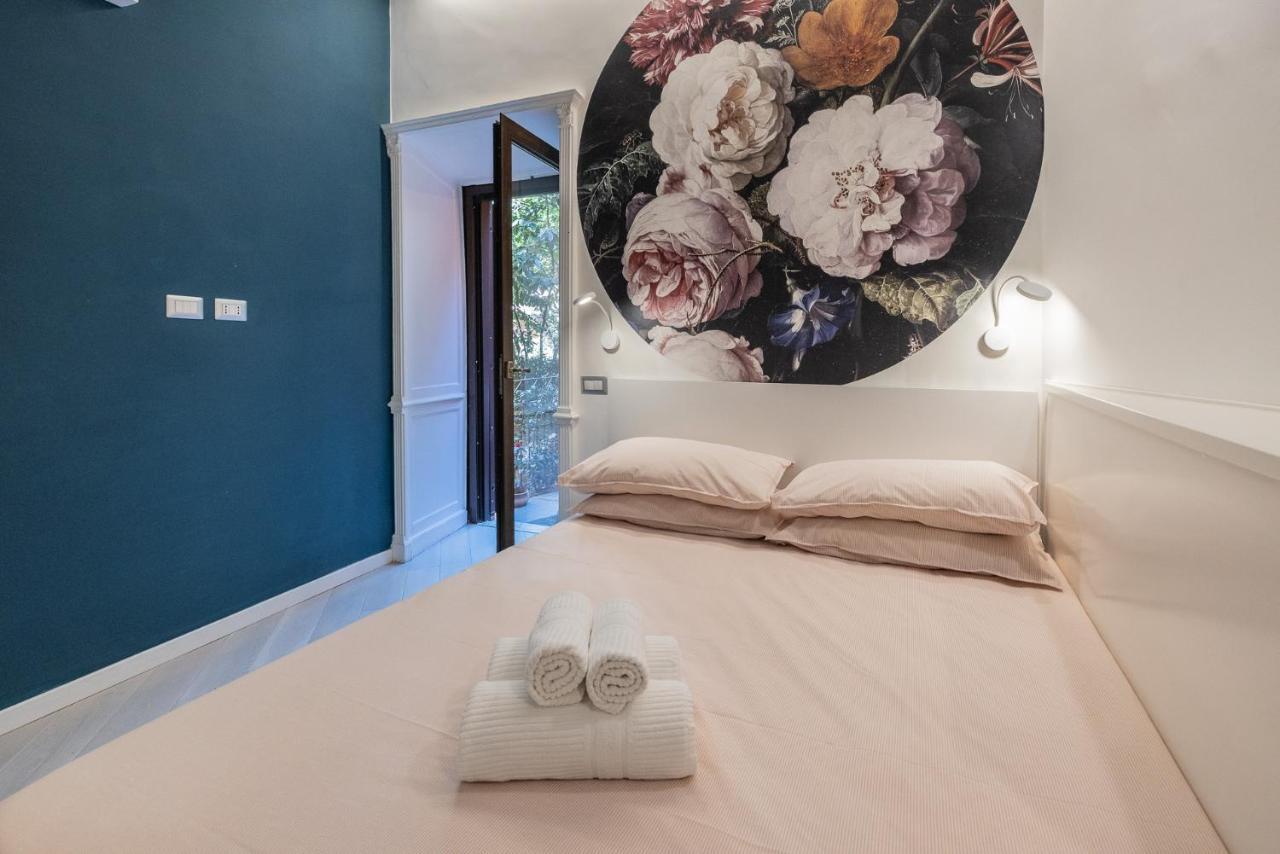 Rione Monti Studio Apt With Private Garden Рим Екстер'єр фото