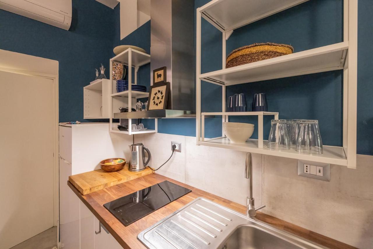 Rione Monti Studio Apt With Private Garden Рим Екстер'єр фото