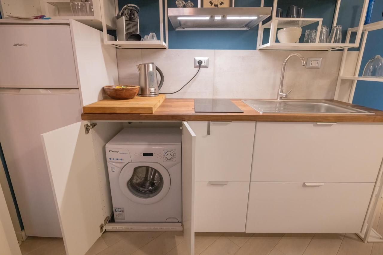 Rione Monti Studio Apt With Private Garden Рим Екстер'єр фото